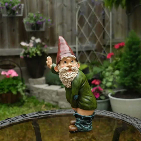 Garden Outdoor Ornament Decorations Resin Willy The Peeing Garden Gnome Statue
