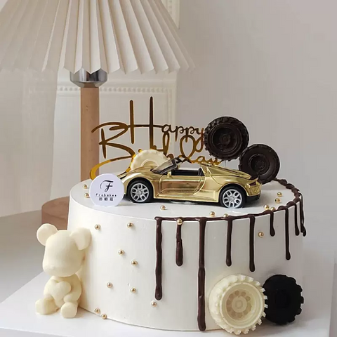 Cake Topper Cake Decoration - Porsche 918 Convertible - Gold