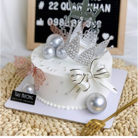 Cake Topper Cake Decoration Wedding Bridal Tiara Vintage Classic Crown - Silver