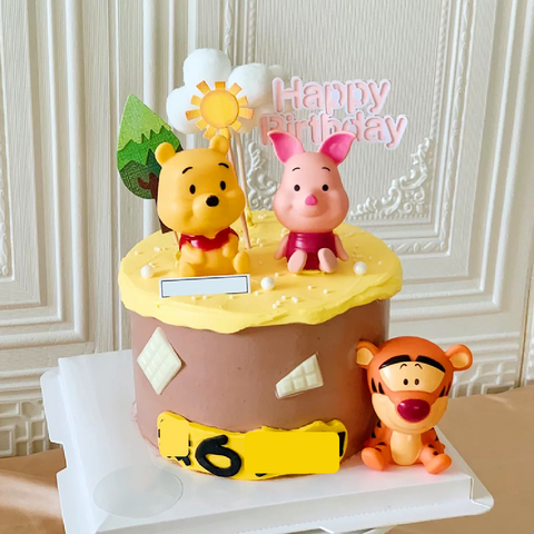 Cake Topper Cake Decoration - Bear Winnie the Pooh