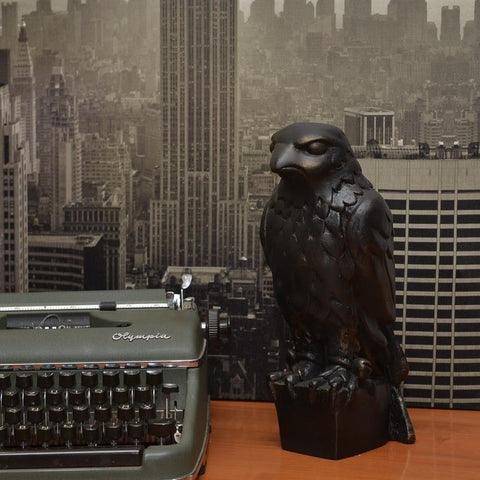 Maltese Falcon Statue Office Desk Ornament Outdoor Resin Sculpture Garden Decor