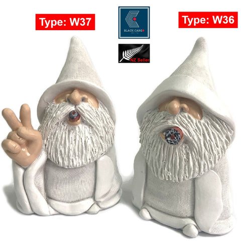 Garden Outdoor Ornament Decorations Resin Smoking Wizard Gnome Statue Ornament