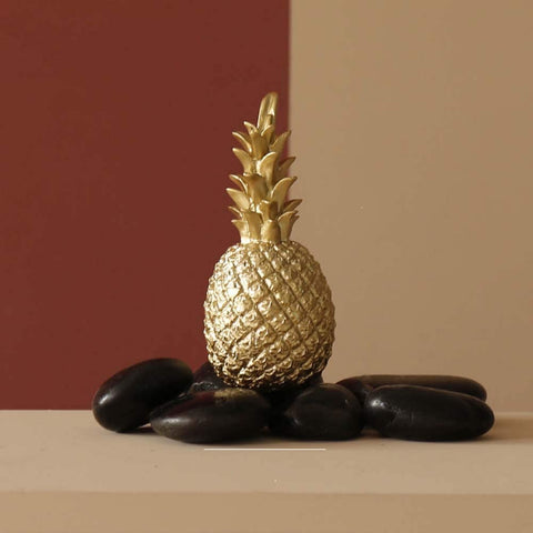 Medium Pineapple Figurines Sculpture Resin Innovative Decoration Home Staging Gold