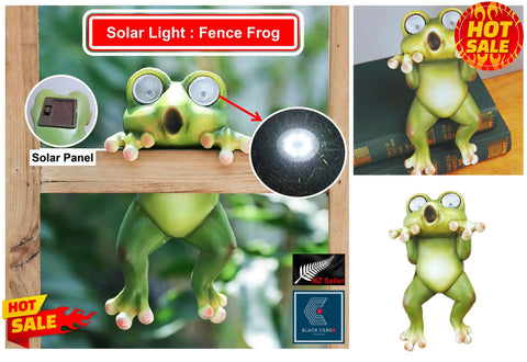 Garden Ornament Hanging Surprise Frog Statue Garden Décor with LED solar lights