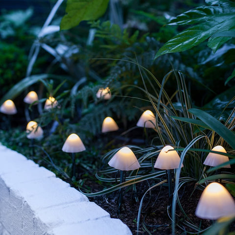 Set of 10Pcs Solar Powered Mini Mushroom Solar Lights Solar String Light