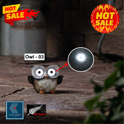 Funny Owl Statue Naughty Bird Garden Decoration with Solar Light Outdoor Décor